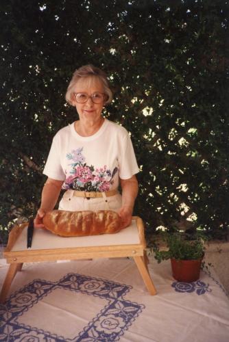 1993-Fountain Hills AZ with First Place King Arthur Flour Bread